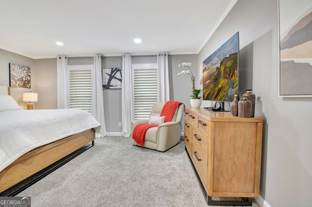 370 Dix Lee On Drive, Fayetteville, GA 30214