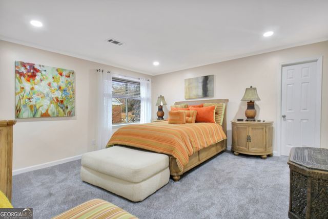 370 Dix Lee On Drive, Fayetteville, GA 30214