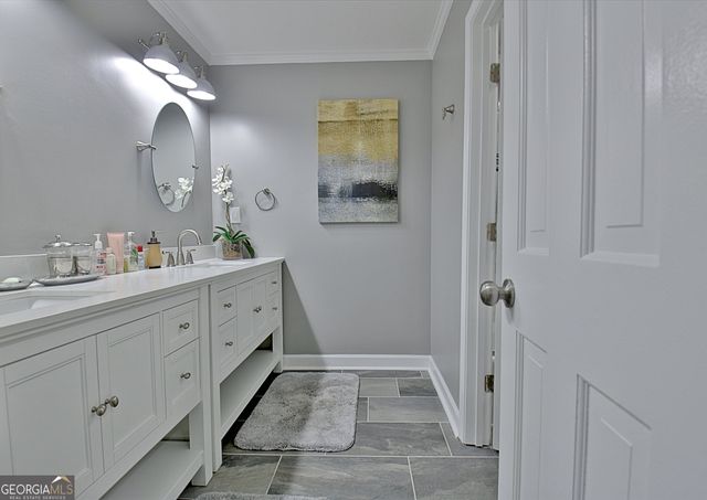 370 Dix Lee On Drive, Fayetteville, GA 30214