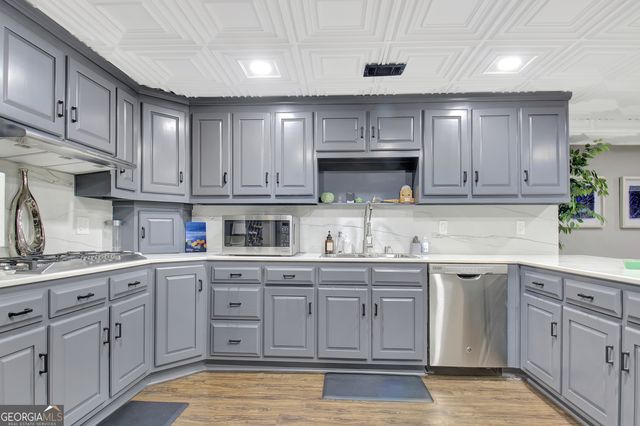 370 Dix Lee On Drive, Fayetteville, GA 30214