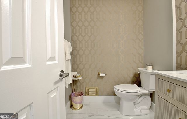 370 Dix Lee On Drive, Fayetteville, GA 30214