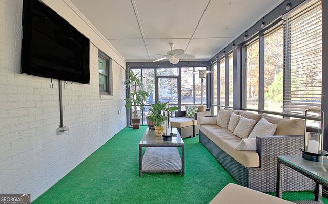 370 Dix Lee On Drive, Fayetteville, GA 30214