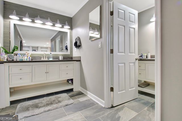 370 Dix Lee On Drive, Fayetteville, GA 30214