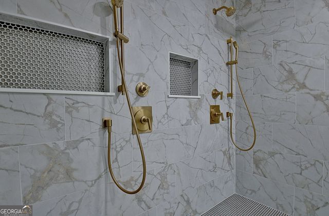 370 Dix Lee On Drive, Fayetteville, GA 30214