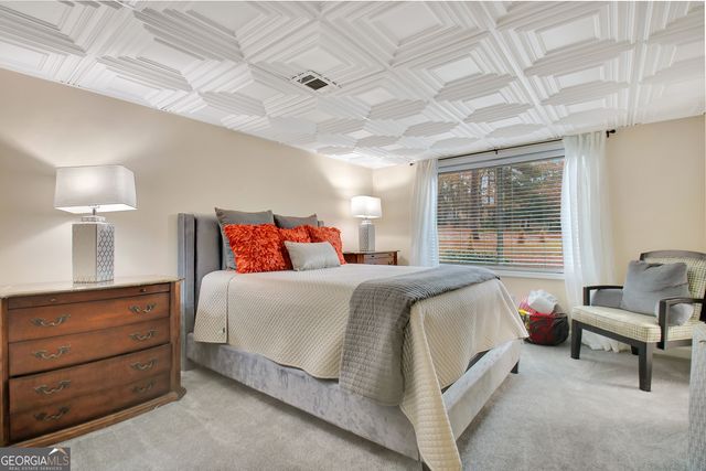 370 Dix Lee On Drive, Fayetteville, GA 30214