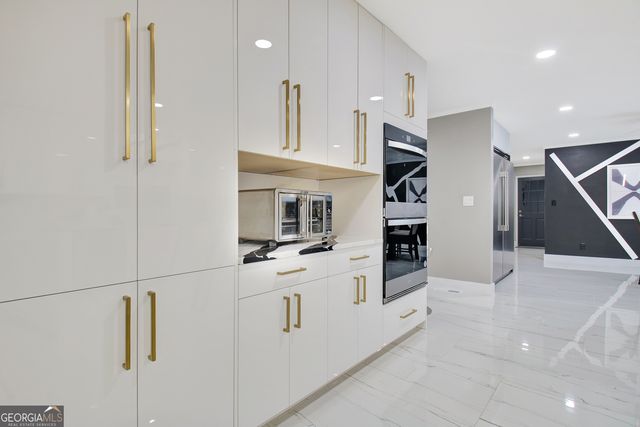 370 Dix Lee On Drive, Fayetteville, GA 30214