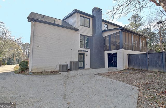 370 Dix Lee On Drive, Fayetteville, GA 30214