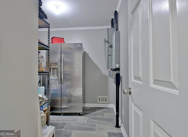 370 Dix Lee On Drive, Fayetteville, GA 30214