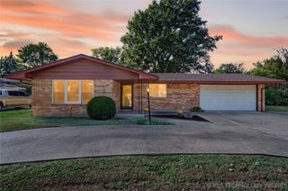 1425 S Madison Boulevard, Bartlesville, OK 74006