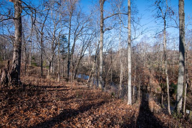 750 Upper Station Camp Crk Rd, Gallatin, TN 37066