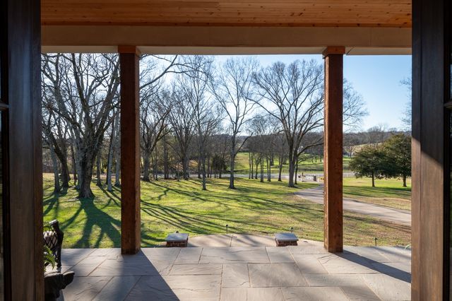 750 Upper Station Camp Crk Rd, Gallatin, TN 37066