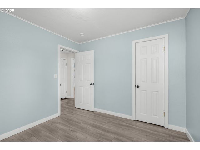 8940 Se STANLEY Pl, Portland, OR 97206