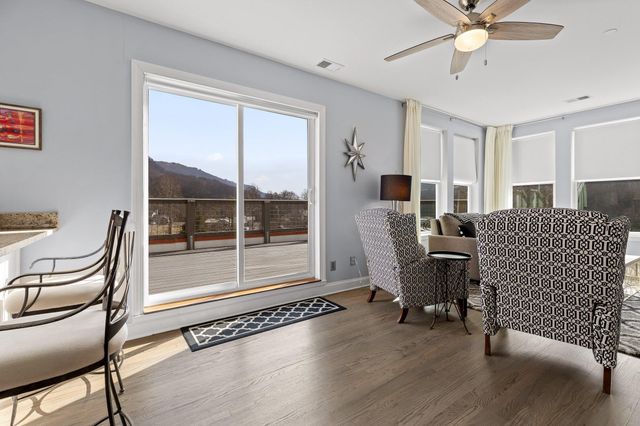 21808 River Canyon Road G, Chattanooga, TN 37405