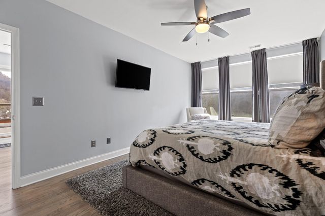 21808 River Canyon Road G, Chattanooga, TN 37405