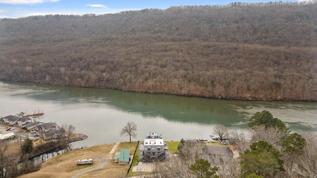 21808 River Canyon Road G, Chattanooga, TN 37405