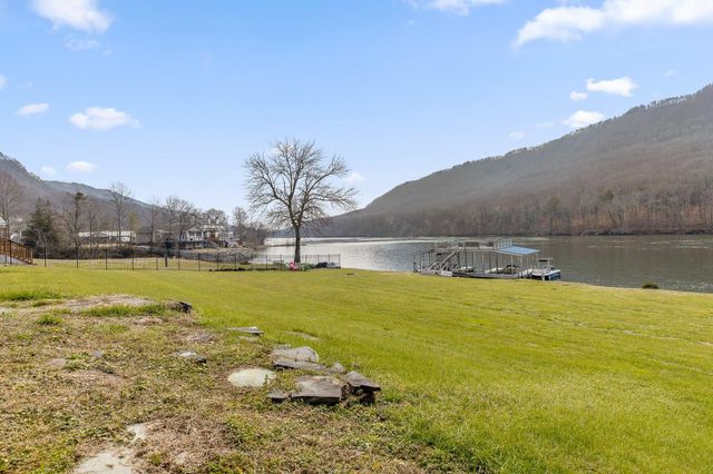 21808 River Canyon Road G, Chattanooga, TN 37405