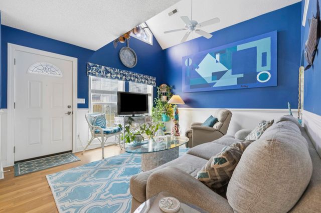 1607 Haven Dr., North Myrtle Beach, SC 29582