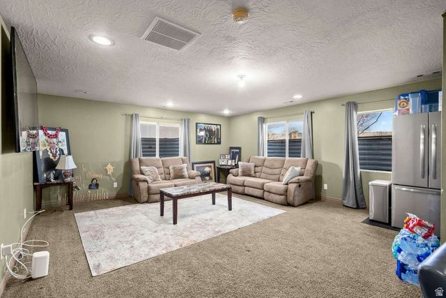 6032 W OAK FORK DR, West Jordan, UT 84081