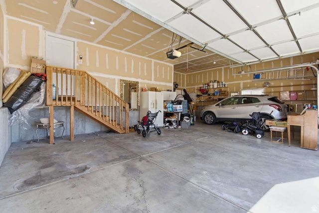 6032 W OAK FORK DR, West Jordan, UT 84081