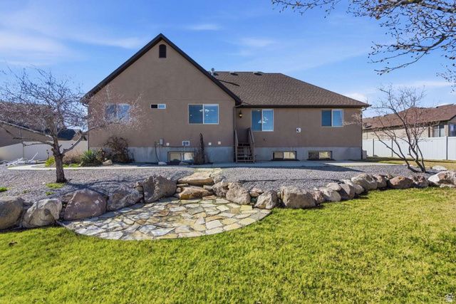 6032 W OAK FORK DR, West Jordan, UT 84081