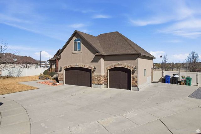 6032 W OAK FORK DR, West Jordan, UT 84081