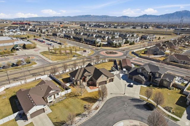6032 W OAK FORK DR, West Jordan, UT 84081
