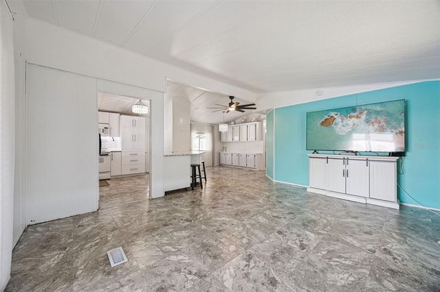 204 BAY COURT, Kissimmee, FL 34758