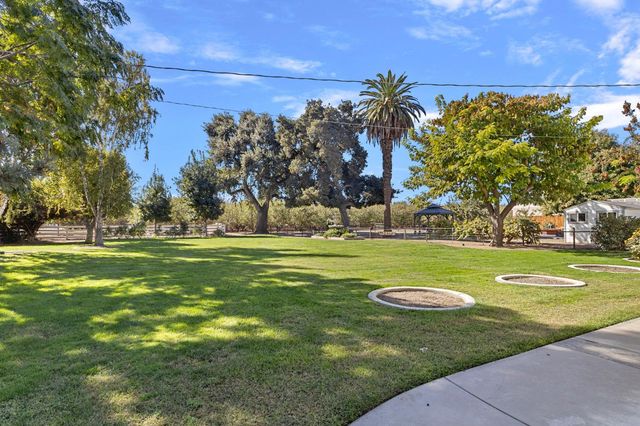 5237 Crows Landing Rd, Modesto, CA 95358