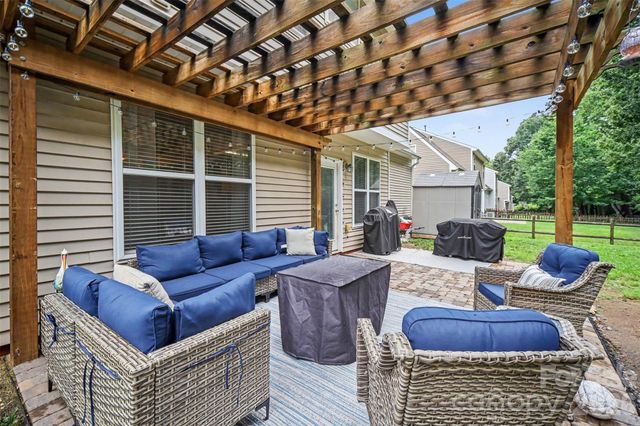 7856 Rolling Meadows Lane, Huntersville, NC 28078