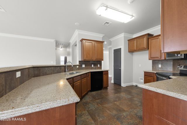 100 Bristow Bayou Road, Broussard, LA 70518