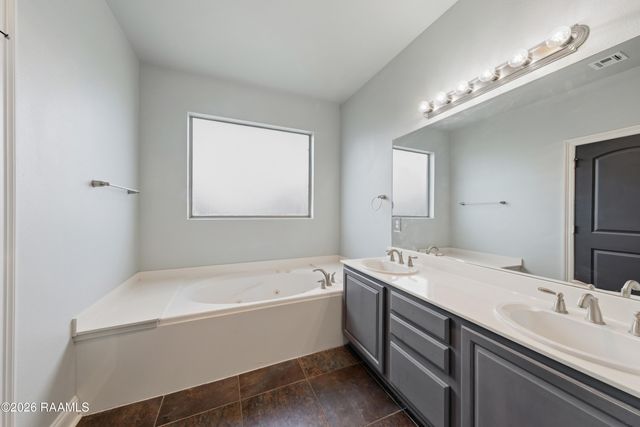 100 Bristow Bayou Road, Broussard, LA 70518