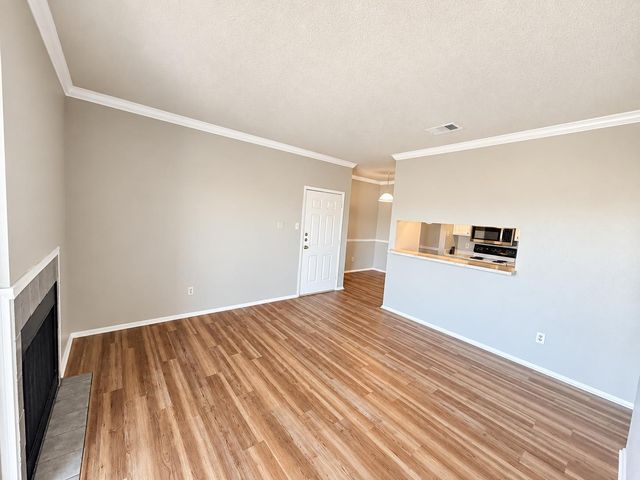 12166 Metric BLVD 3010, Austin, TX 78758