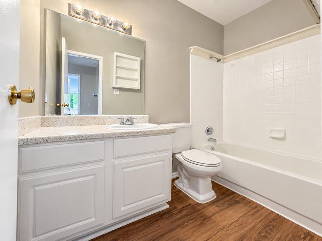 12166 Metric BLVD 3010, Austin, TX 78758