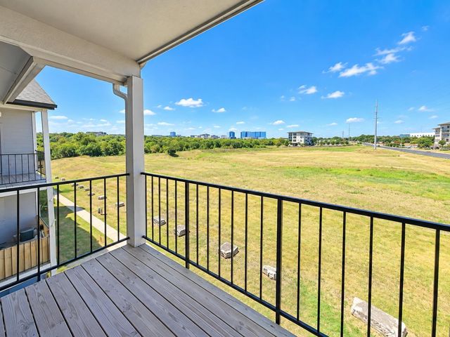 12166 Metric BLVD 3010, Austin, TX 78758
