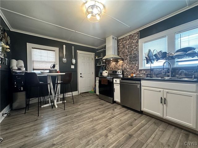 1100 Wadsworth Street, Syracuse, NY 13208