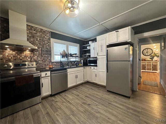 1100 Wadsworth Street, Syracuse, NY 13208