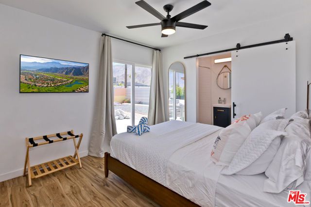 375 W Sunview Avenue, Palm Springs, CA 92262