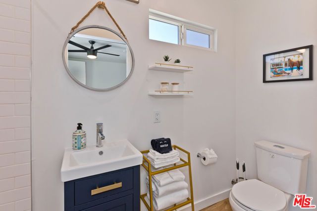 375 W Sunview Avenue, Palm Springs, CA 92262
