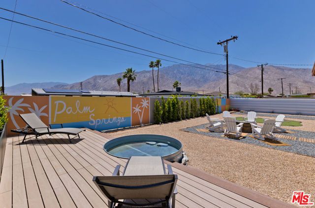 375 W Sunview Avenue, Palm Springs, CA 92262