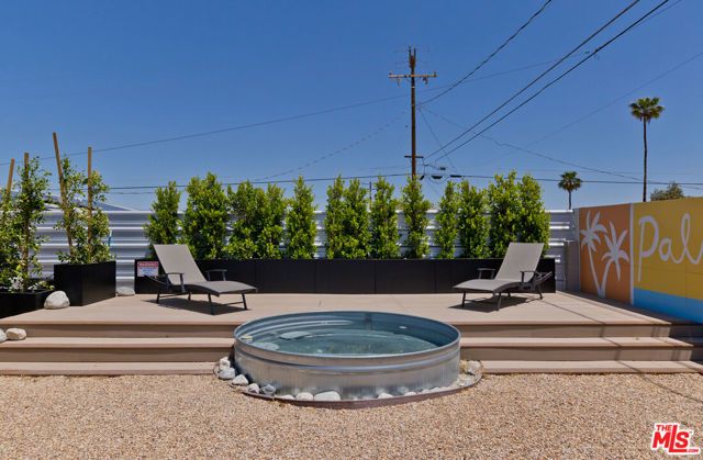 375 W Sunview Avenue, Palm Springs, CA 92262
