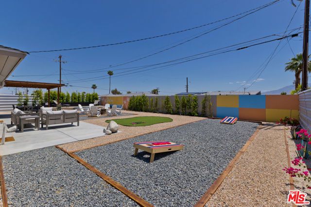 375 W Sunview Avenue, Palm Springs, CA 92262