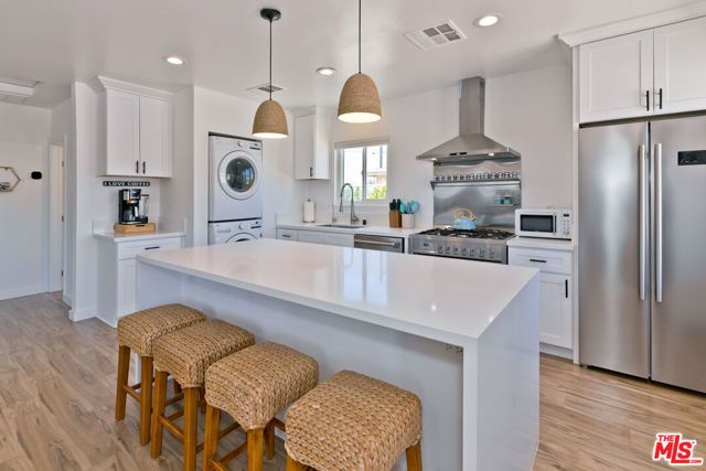 375 W Sunview Avenue, Palm Springs, CA 92262