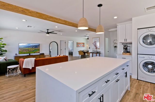 375 W Sunview Avenue, Palm Springs, CA 92262