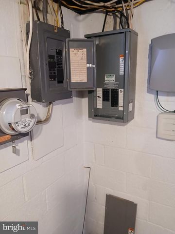 3814 LOCHEARN DR, Baltimore, MD 21207