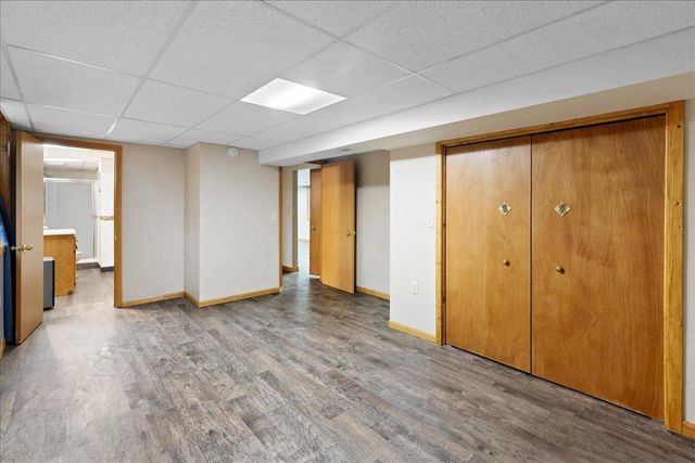 6101 Oak Circle, North Branch, MN 55056