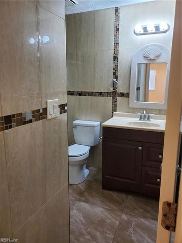 282 Nantucket PL, Newport News, VA 23606