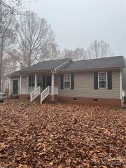 155 Brookview Road, Statesville, NC 28625
