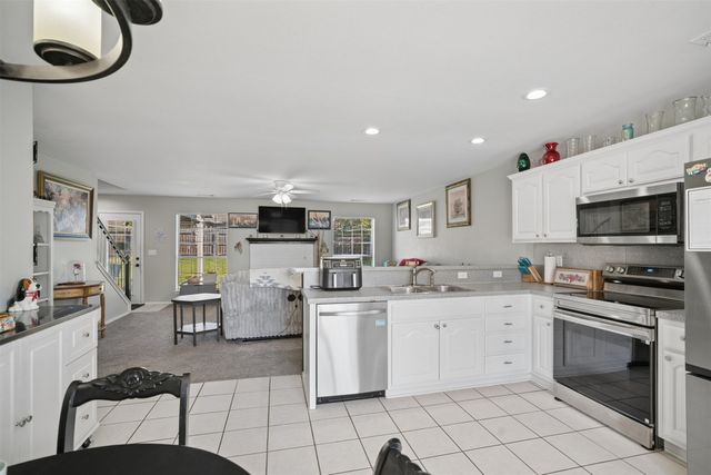 8025 Quail Ridge Road, Claremore, OK 74019