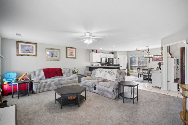 8025 Quail Ridge Road, Claremore, OK 74019