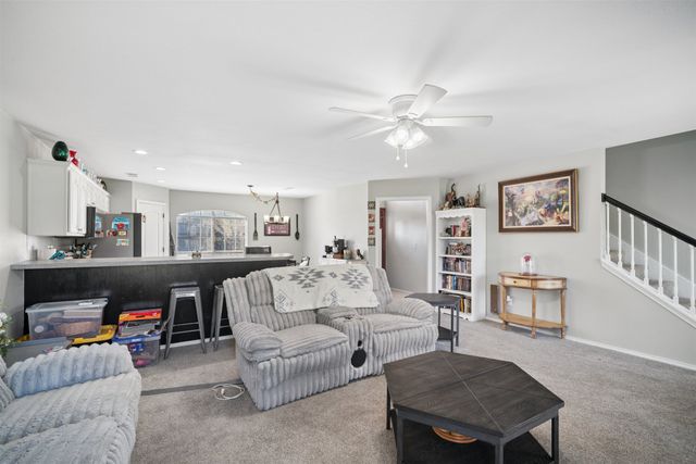 8025 Quail Ridge Road, Claremore, OK 74019